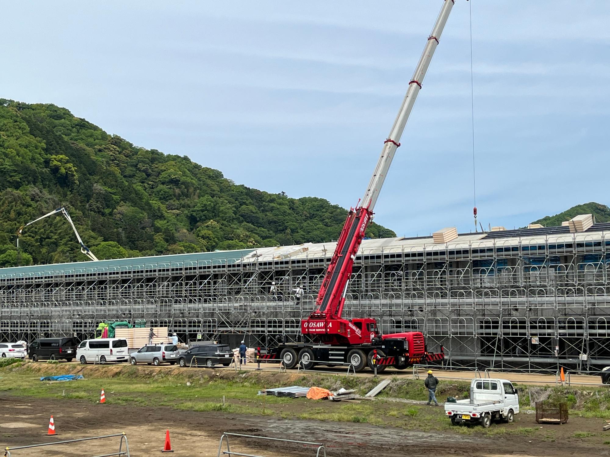 屋根工事の様子(令和6年4月末)