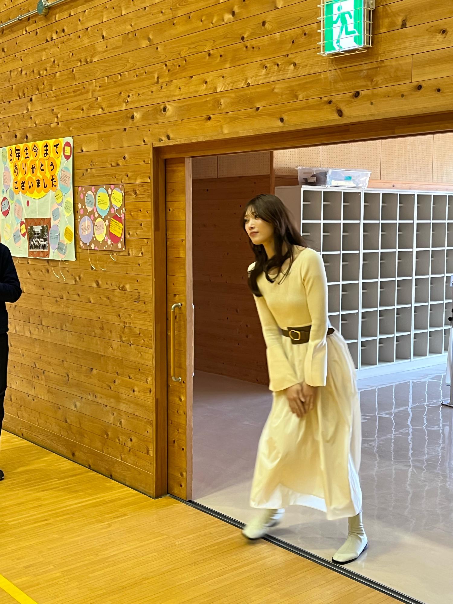 赤井沙希氏が登場する場面