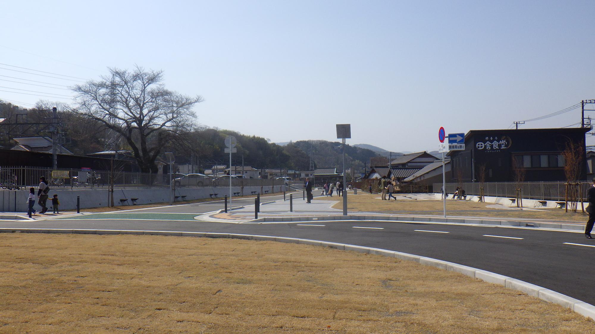 駅前広場